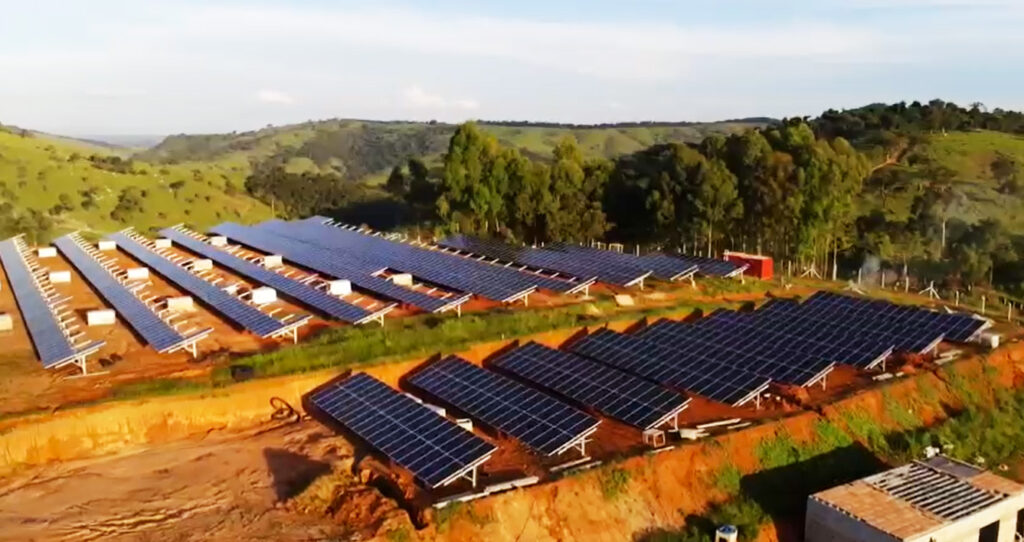 Instalación de sistemas fotovoltaicos, Uberaba Brasil